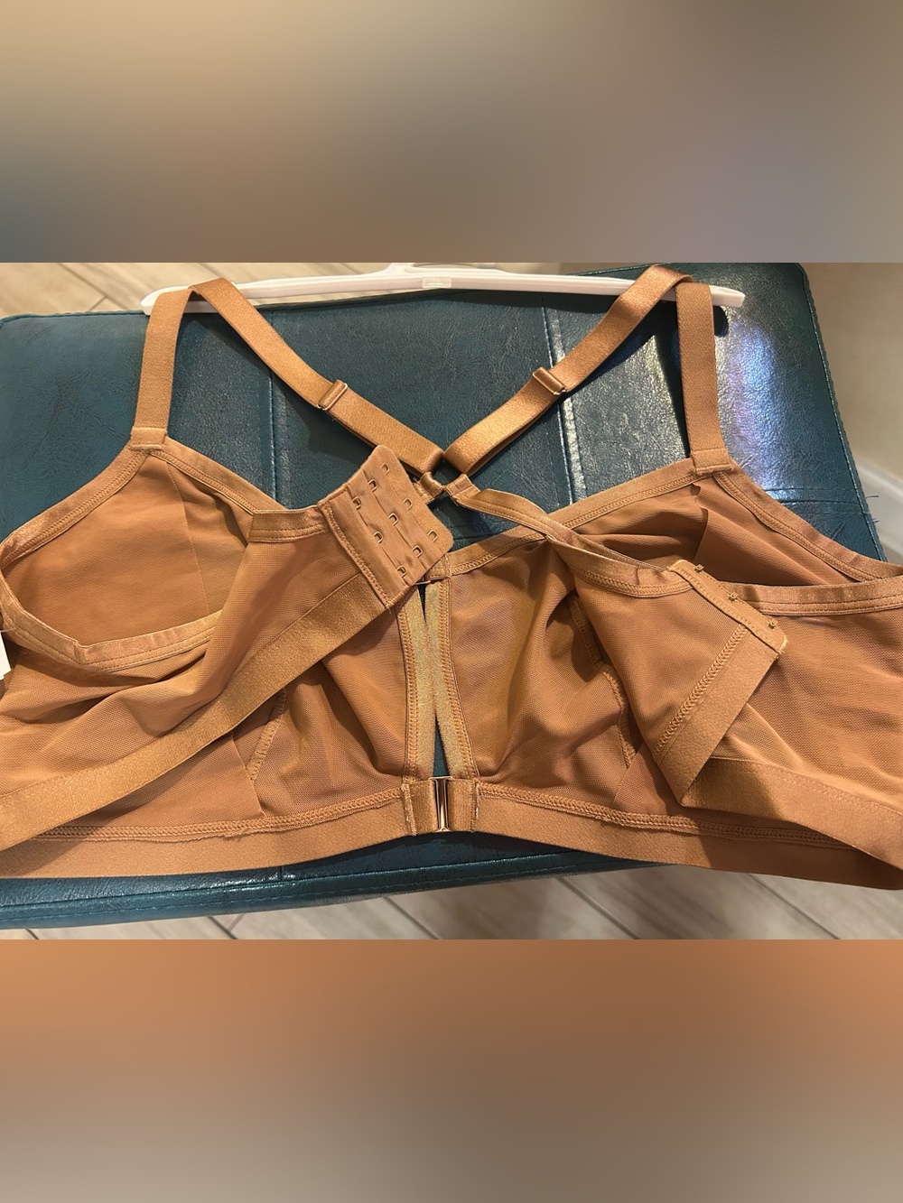 Auden Wireless sheer Bralette - Picture 4 of 7